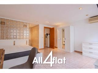 Location Appartement  Escudellers blanch. Piso reformado con amplia habitación doble, tv, wifi cerca de la