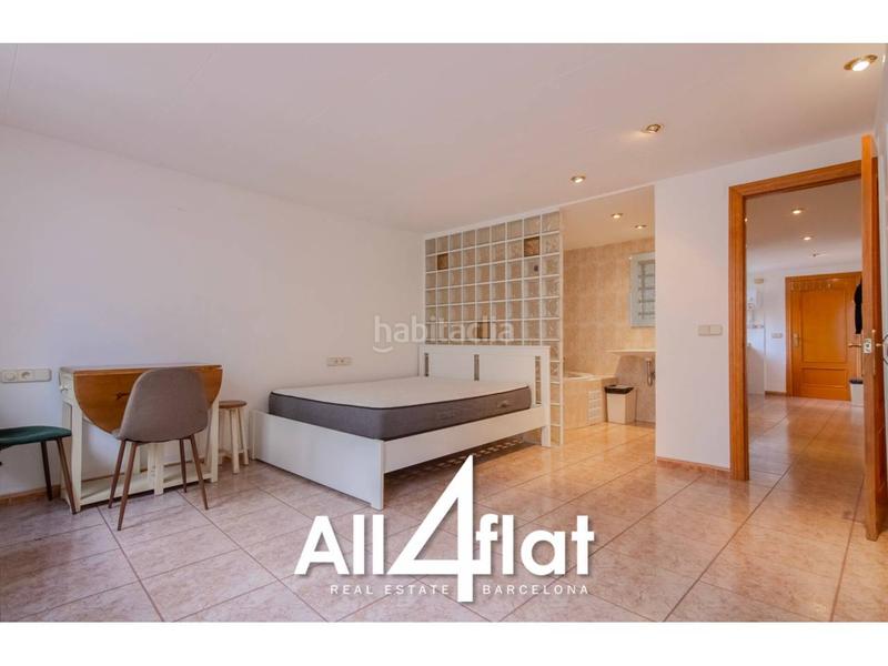 Foto 0720673b-731b-4d07-a0a7-0f68ba65eed9. Miete etagenwohnung in Gòtic Barcelona