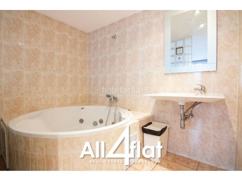 Foto d04d60cc-9df0-4ee2-89a2-f78b27c2c8f6. Miete etagenwohnung in Gòtic Barcelona