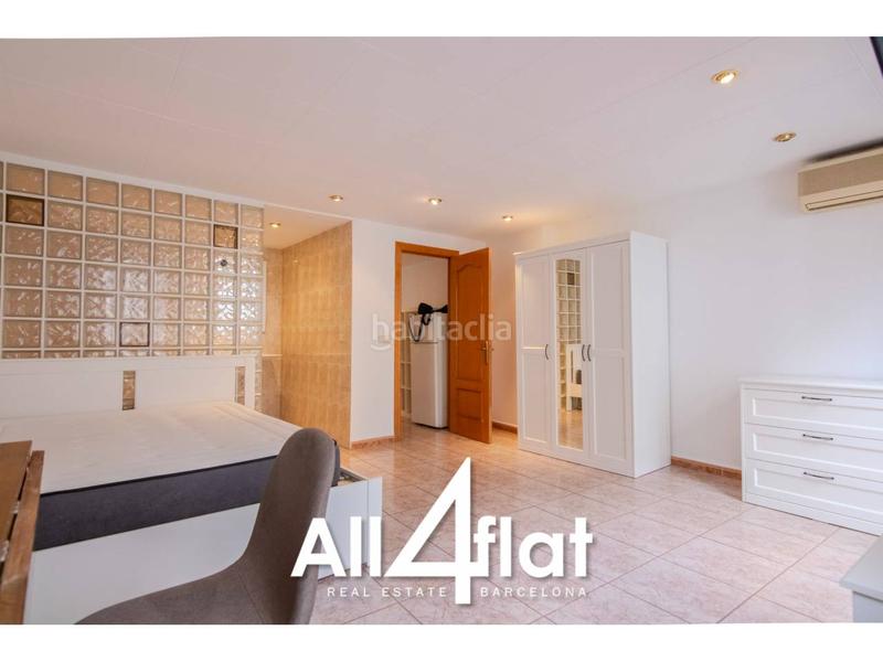 Foto e774d7a3-e31d-4b78-9f31-8663362cf2d7. Rent flat in Gòtic Barcelona
