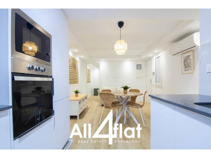 Foto a0f971ff-fcf9-4547-a642-544641f354b8. Appartamento in El Poble Sec - Parc de Montjuïc Barcelona