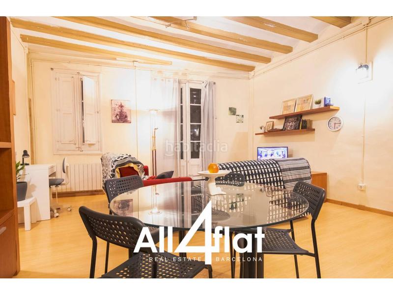 Foto 2e55bbd0-c8c7-4884-83d1-48cb4a42fd4d. Appartamento con riscaldamento in Raval Barcelona