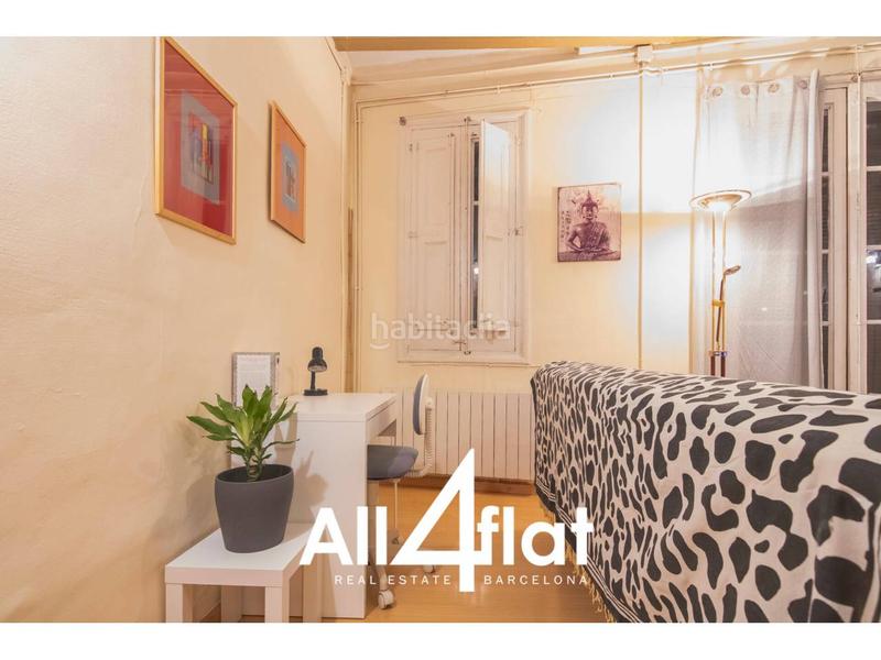 Foto b1a1c236-3c48-43ec-8c65-70aa3d2717dc. Appartamento con riscaldamento in Raval Barcelona