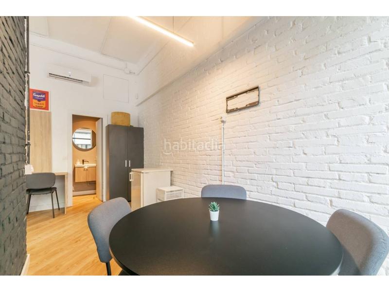 Foto 8705e7f6-b984-4319-b0f0-66c38d5eb0df. Location local commercial dans Sant Antoni Barcelona