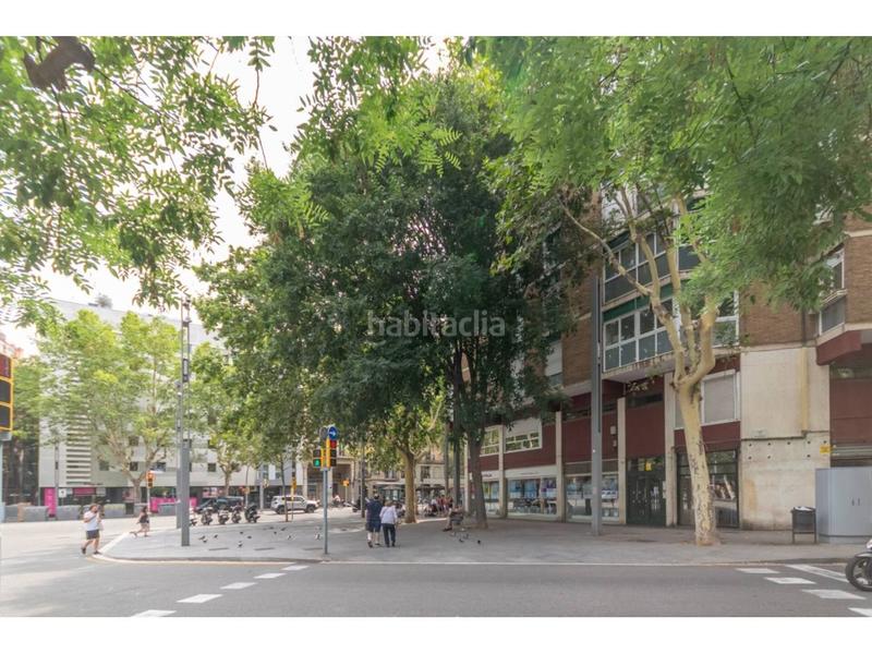Foto aae33954-d7d5-462b-b3d0-07eda2b82d59. Location local commercial dans Sant Antoni Barcelona