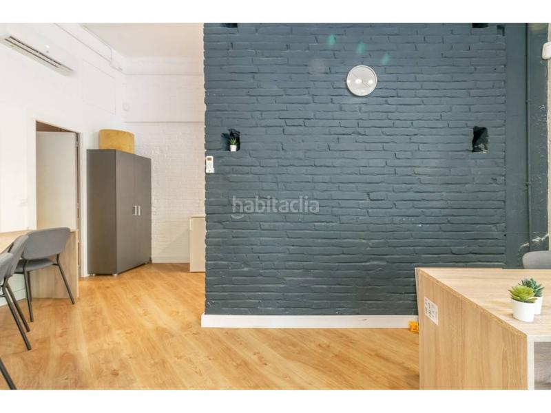 Foto c35c5827-0785-4cc2-ae06-304d1d9fbd2f. Location local commercial dans Sant Antoni Barcelona