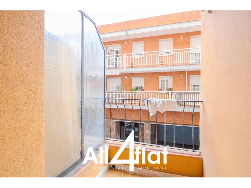 Foto 3c36d979-8b6c-41ba-ad38-c06bbb48ebd3. Miete etagenwohnung in La Torrassa Hospitalet de Llobregat (L´)