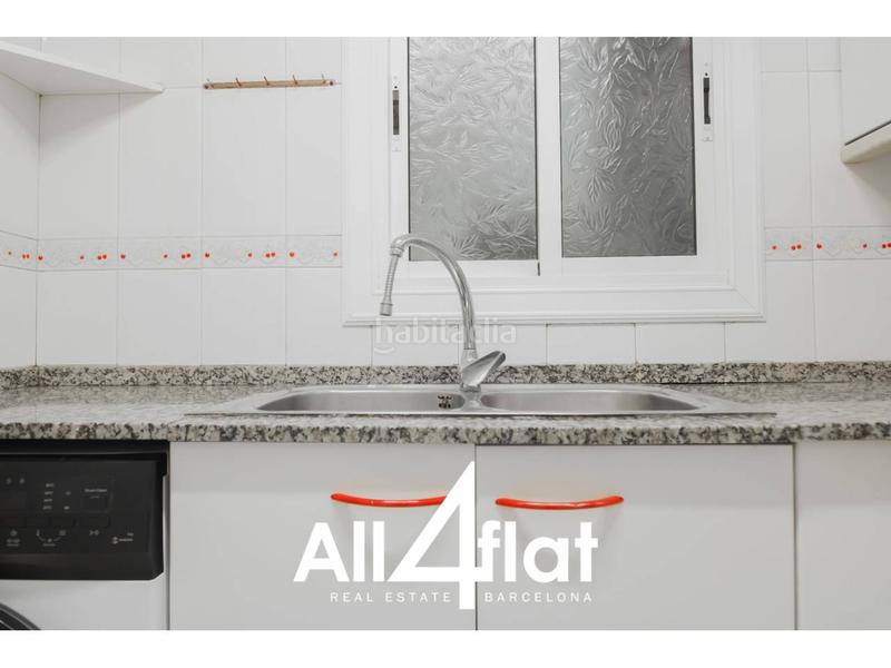 Foto 29d94abb-d060-4fd3-b936-f789ee0320d9. Rent flat in La Torrassa Hospitalet de Llobregat (L´)