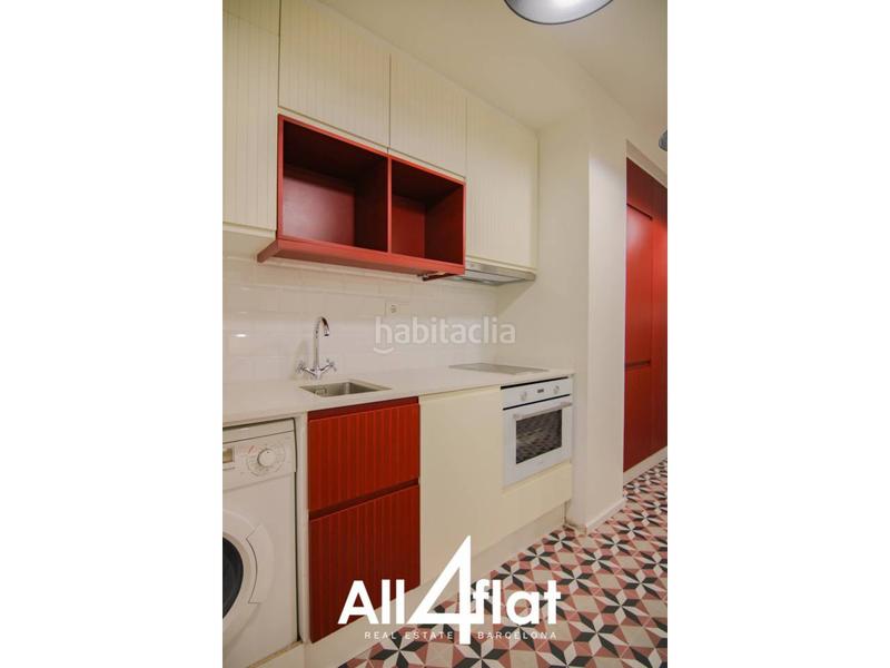 Foto c44d3cee-1a6e-4039-9800-6f6688a5f23a. Miete etagenwohnung in St. Pere - Sta. Caterina - El Born Barcelona