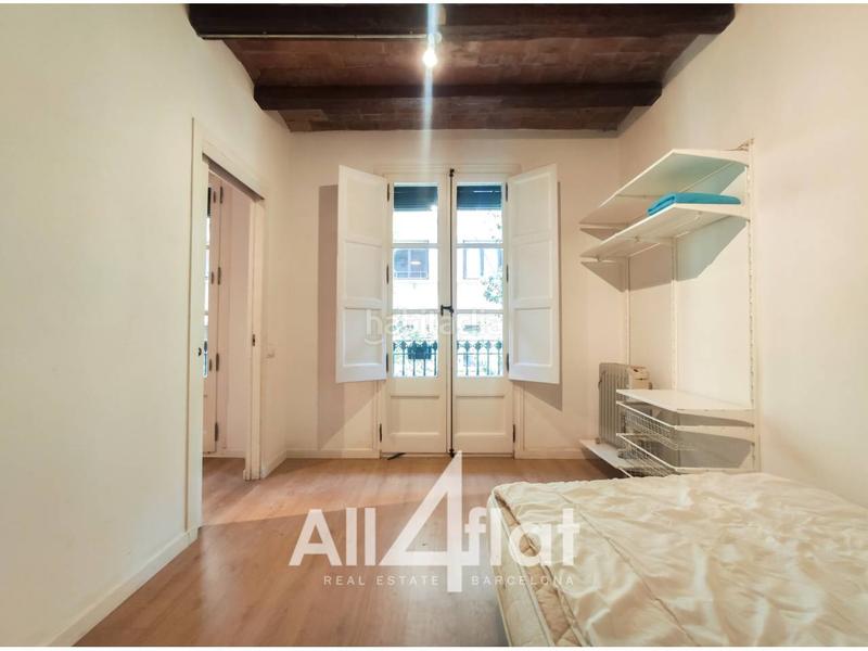 Foto 4a3a88a1-8422-46c3-92d7-7a82b6b370ef. Miete etagenwohnung mit heizung in El Poble Sec - Parc de Montjuïc Barcelona