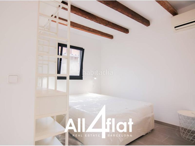 Foto 4774df5b-8080-4929-87df-3656dbc69d98. Location attique avec chauffage dans El Clot Barcelona