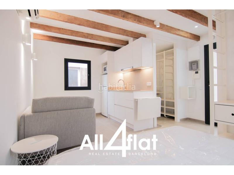 Foto d485cb05-8926-49e4-803c-5ed2bdd1bcda. Location attique avec chauffage dans El Clot Barcelona