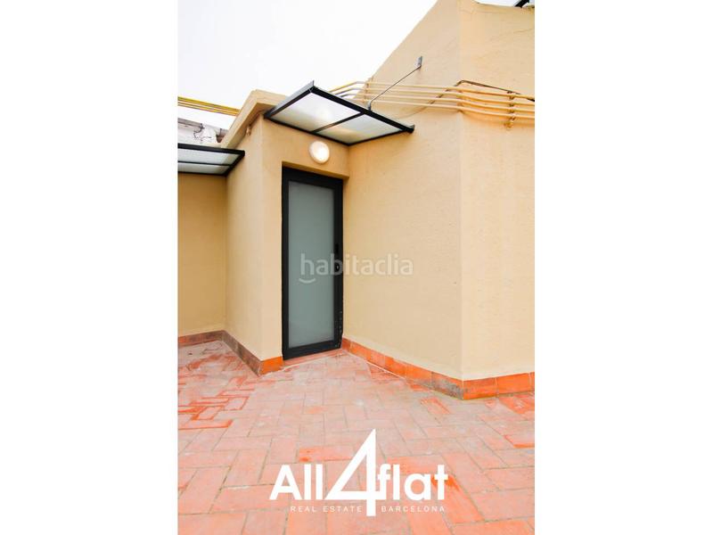 Foto 148aae4e-0dd3-4bc1-877d-1be8fe2b0b80. Miete dachwohnung mit heizung in El Clot Barcelona