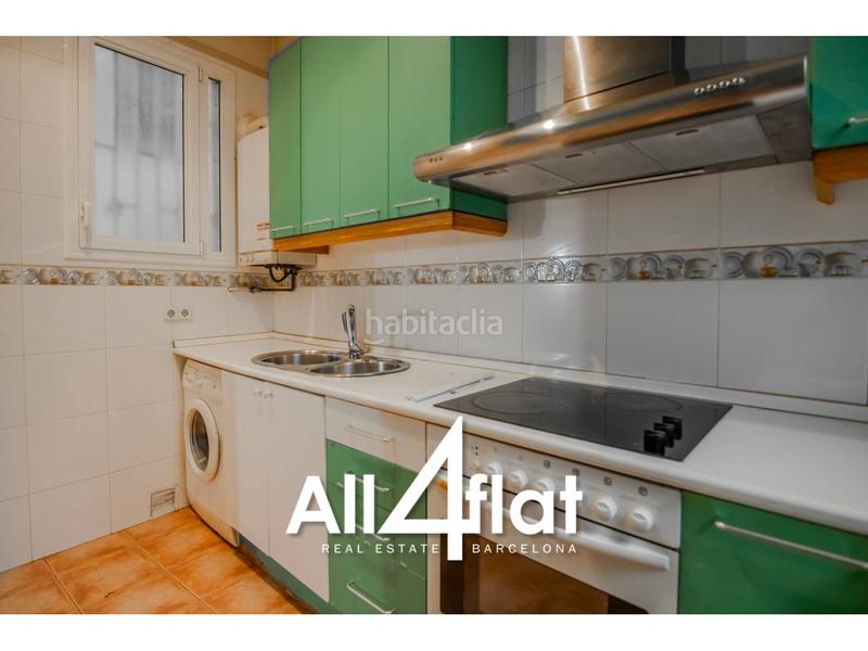 Foto 137896fe-3d48-4a64-8017-acd28112bfc5. Miete etagenwohnung mit heizung in Gòtic Barcelona