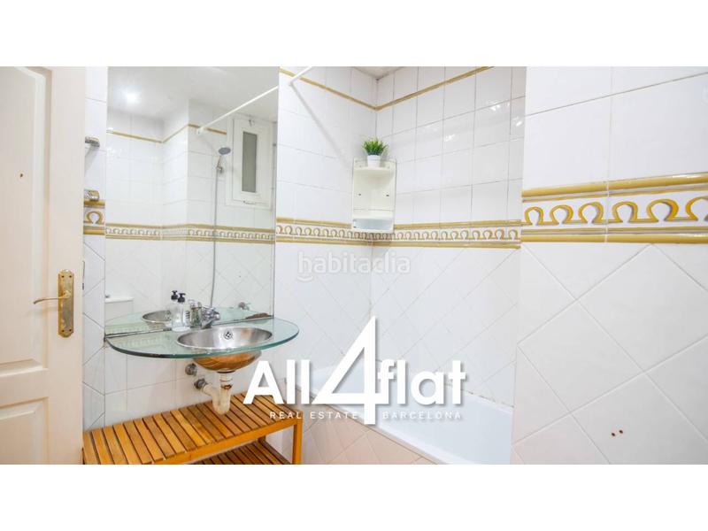 Foto 394c479d-f0be-49d3-9080-ed14405689dc. Miete etagenwohnung mit heizung in Gòtic Barcelona