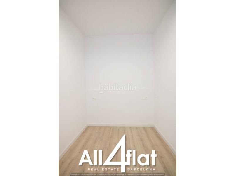 Foto 4b49cb64-5d9c-4eb8-b42c-36276673a0d9. Appartement dans Hostafrancs Barcelona