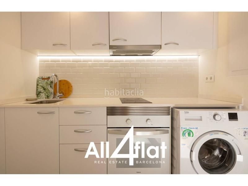 Foto 03fd6c0e-8e3e-4cc7-918d-f6159aca0853. Alquiler piso  de 37m2 en Barceloneta. 1 habitacione doble. 1 baño completo. amueblado, con balcón en Barcelona