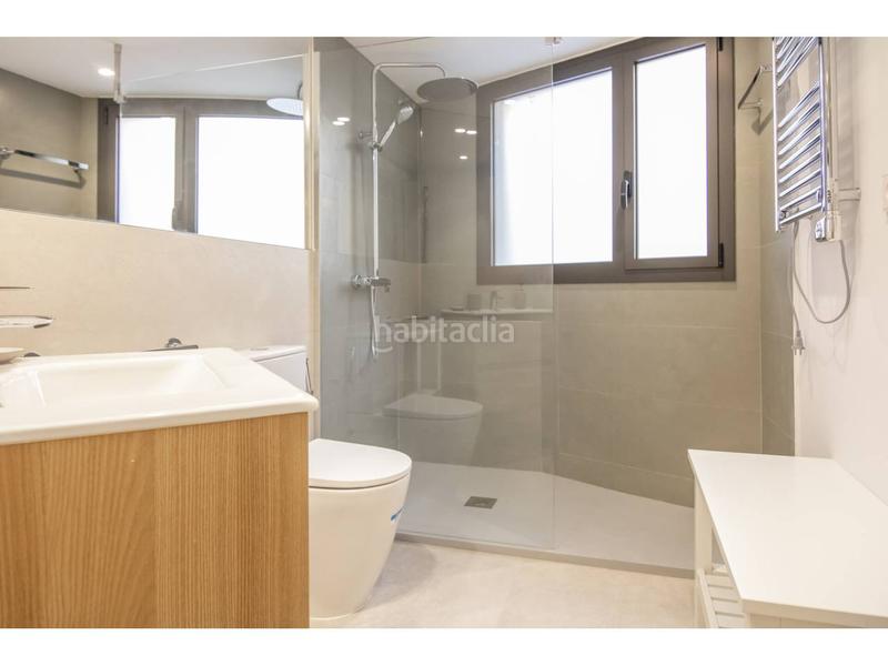 Foto cd1ebec1-1f96-4470-977b-8f5a01d0d784. Location duplex avec chauffage dans Guinardó Barcelona