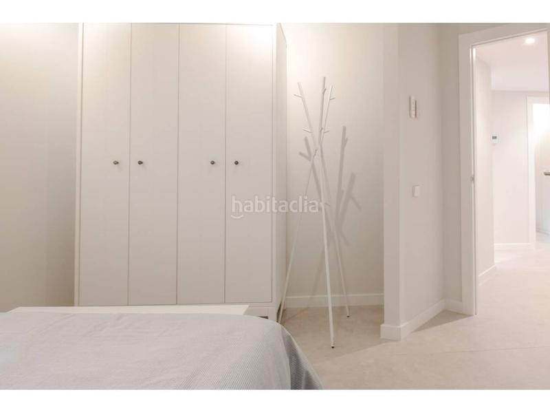 Foto 268d44eb-c0c8-4784-a7c4-a878c938ddc7. Miete zweistöckige wohnung mit heizung in Guinardó Barcelona