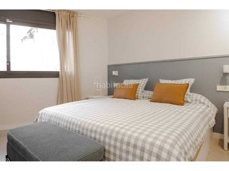 Foto 7d25dee3-b16e-4dc1-8481-d4d9ade7379b. Miete zweistöckige wohnung mit heizung in Guinardó Barcelona