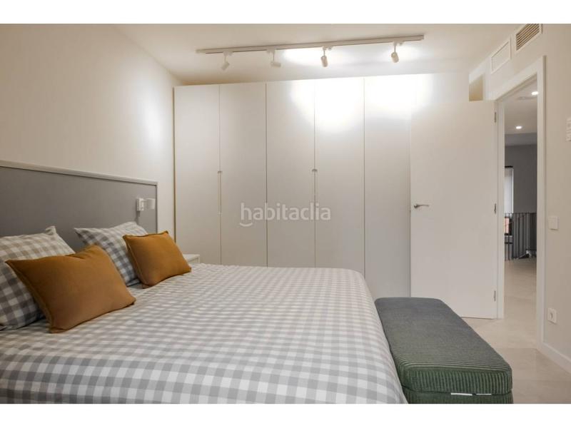 Foto 66cfa3f0-7810-4136-99e4-dd8509ea7403. Rent duplex with heating in Guinardó Barcelona