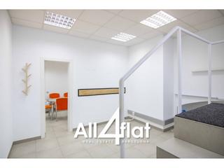 Local commercial à Teodora Lamadrid