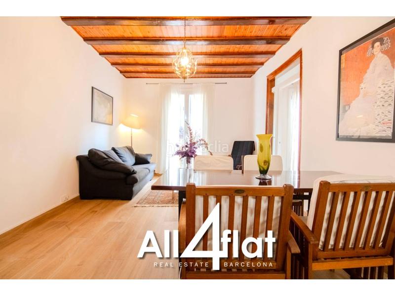 Foto a9cca246-f1d6-4acc-952f-bb2ca0a6ad59. Location appartement avec chauffage dans Raval Barcelona