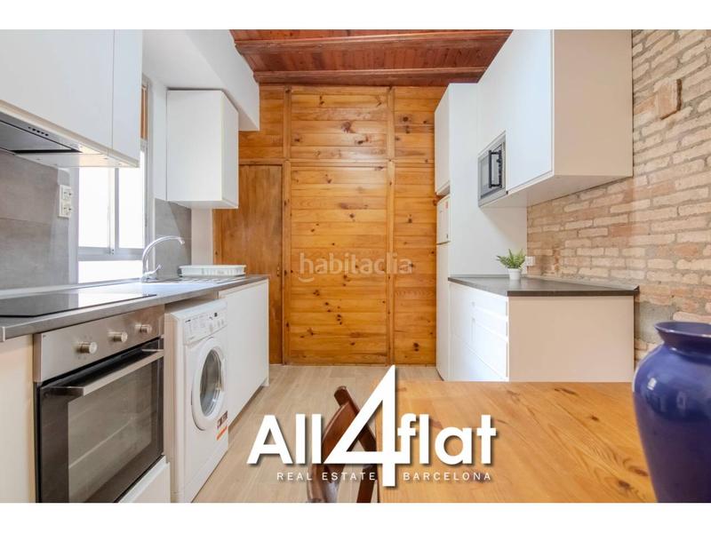 Foto f4ebaa6d-9294-4fed-880e-1ce152311899. Location appartement avec chauffage dans Raval Barcelona