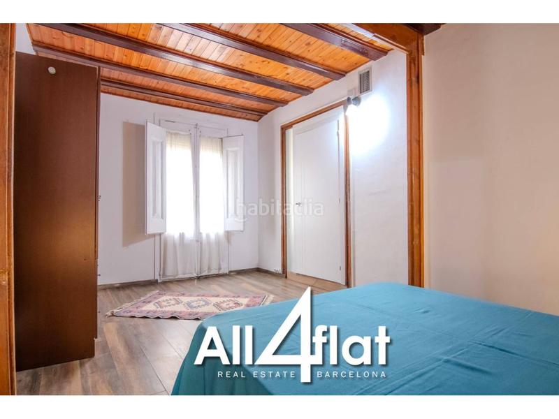 Foto 6393df95-0f6e-47ed-8ca0-ed6635ad78a0. Rent flat with heating in Raval Barcelona