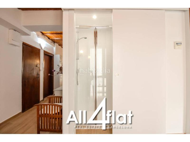 Foto ab65b1e8-8cbc-4d9a-9aaa-0d8a5b099040. Rent flat with heating in Raval Barcelona