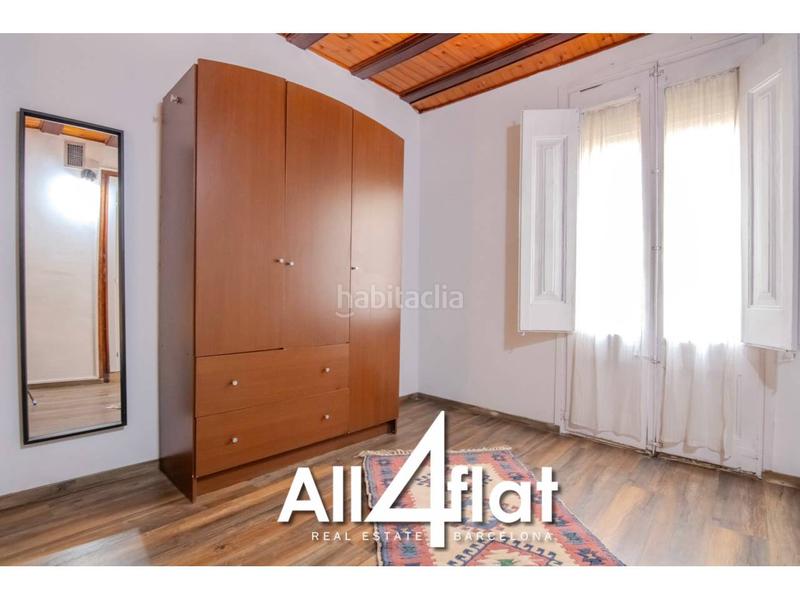 Foto b6636f69-c03e-40bf-863c-0d2c5ea6142a. Rent flat with heating in Raval Barcelona