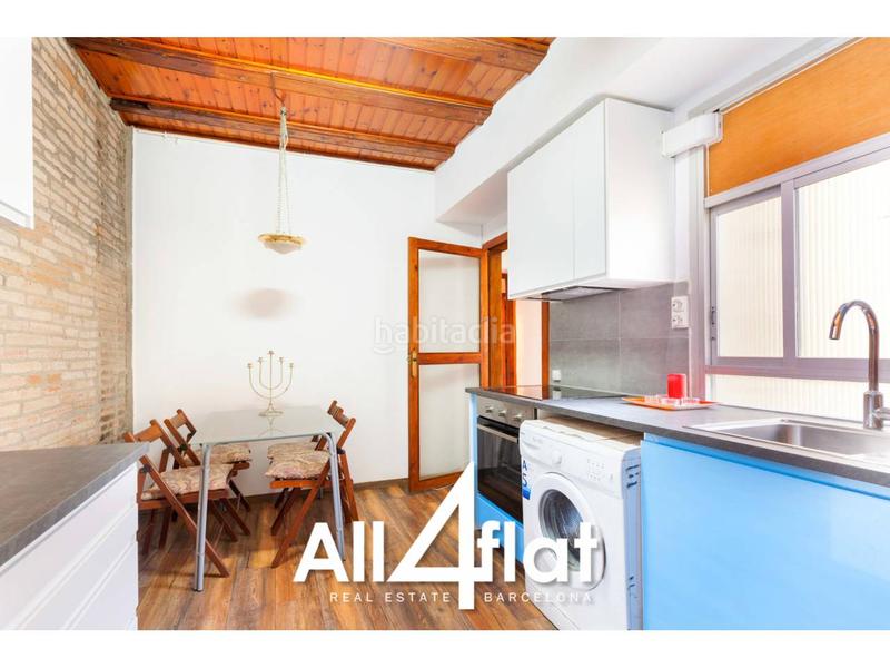Foto d19a4a8f-35c5-4ce7-b54f-88064592639a. Rent flat with heating in Raval Barcelona