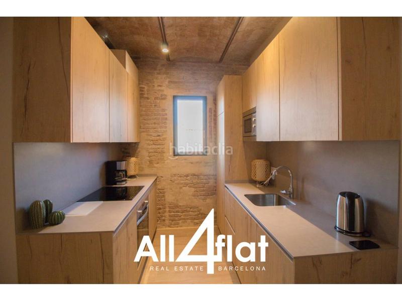 Foto 5c09efa4-67c3-4f4a-9d05-4ac4b793d853. Lloguer pis amb calefacció a Hostafrancs Barcelona