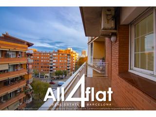 Location Appartement  Lepanto. Alquiler de piso espacioso y amueblado cerca de la sagrada famíl