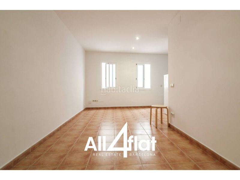 Foto 8545f9c3-fd2d-47f2-a0f7-601e0863edb9. Loft a Raval Barcelona