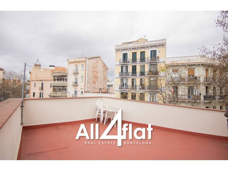 Foto b441324a-0a27-4590-9117-5fd99e3bcd08. Pis a Hostafrancs Barcelona