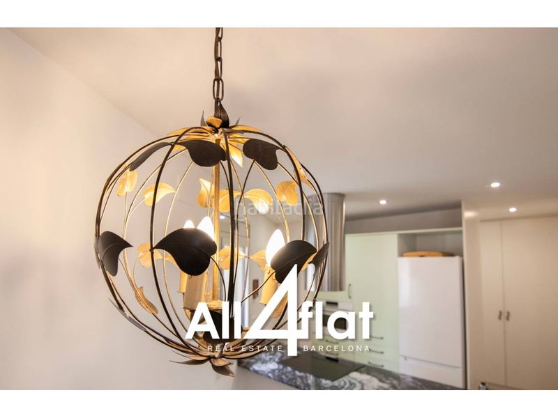 Foto cda877f0-da73-4cd8-a4b2-ec98a8b73b3f. Pis a Hostafrancs Barcelona