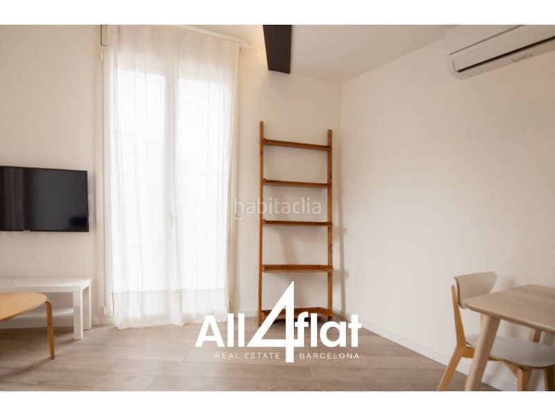 Foto edf6710b-1d55-4d08-b930-c2249b2f3db1. Pis a Hostafrancs Barcelona