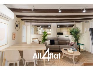 Flat  Calle placeta d�en marc�s. Piso de 75m2 en sant peresanta caterinala ribera con 2 habitacio