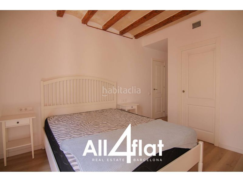 Foto adcf8d3b-e0bf-408f-bec1-bbc65249d0d3. Pis a Gòtic Barcelona