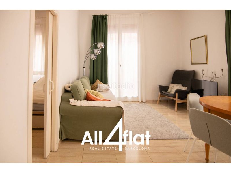 Foto 4d9dafe1-bf89-4f2d-a417-b88d73533c56. Pis a Raval Barcelona