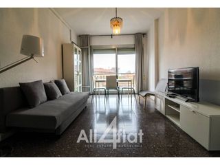 Lloguer Pis  Calle valencia. Amplio piso exterior de 86m2, 3 habitaciones, completamente amue