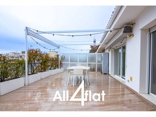 Lloguer Àtic  Calle roger de flor. Atico  de 91 m a un lado del parque de la ciutadella, con 2 habi