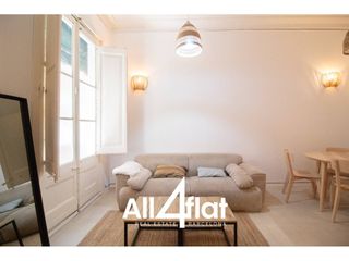 Alquiler Piso  Calle flor de lliri. Disfruta de una estancia c�moda en uno de los barrios con m�s en