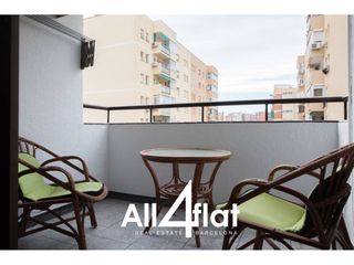 Rent Flat  Calle gran vía les corts 1107. Piso en san martì, 3 habitaciones, 1 baño, 1 cocina, amueblado