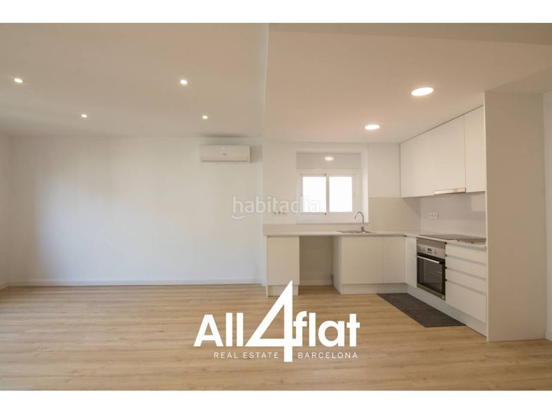 Foto 77c4075f-5b11-43e6-9540-345a826558a3. Rent triplex in Centre Mataró