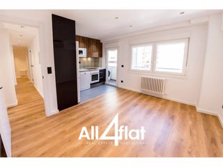 Rent Flat  Calle fabla aragonesa. Piso reformado en el rabal de zaragoza con 3 habitaciones y cale