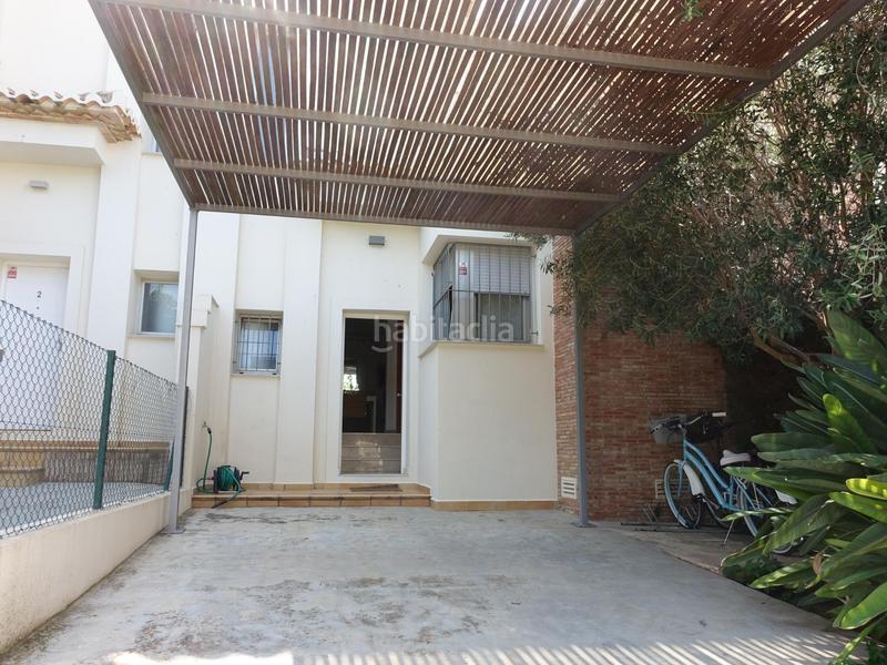 Foto 51b26851-cc75-40c0-825a-76bd7e727915. Casa adosada adosado en la marineta casiana a denia en Dénia