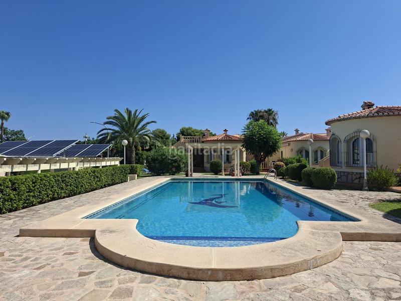 Foto eafa5881-9046-40cc-9bd2-5a62d07be184. Chalet with heating parking pool in El Montgó Dénia