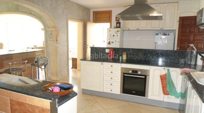 Foto d66bc0c1-040c-4c4f-bd14-8805ee39a271. Chalet en El Montgó Dénia
